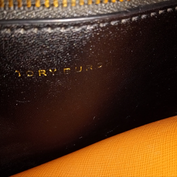 Purses - Picture 2 of 3